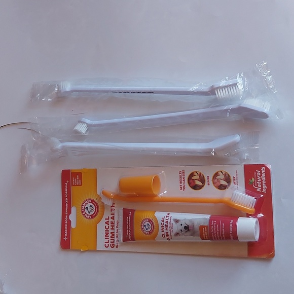 Other - Arm & Hammer Dental Kit For Dogs + 3 Extra Toothbrushes
